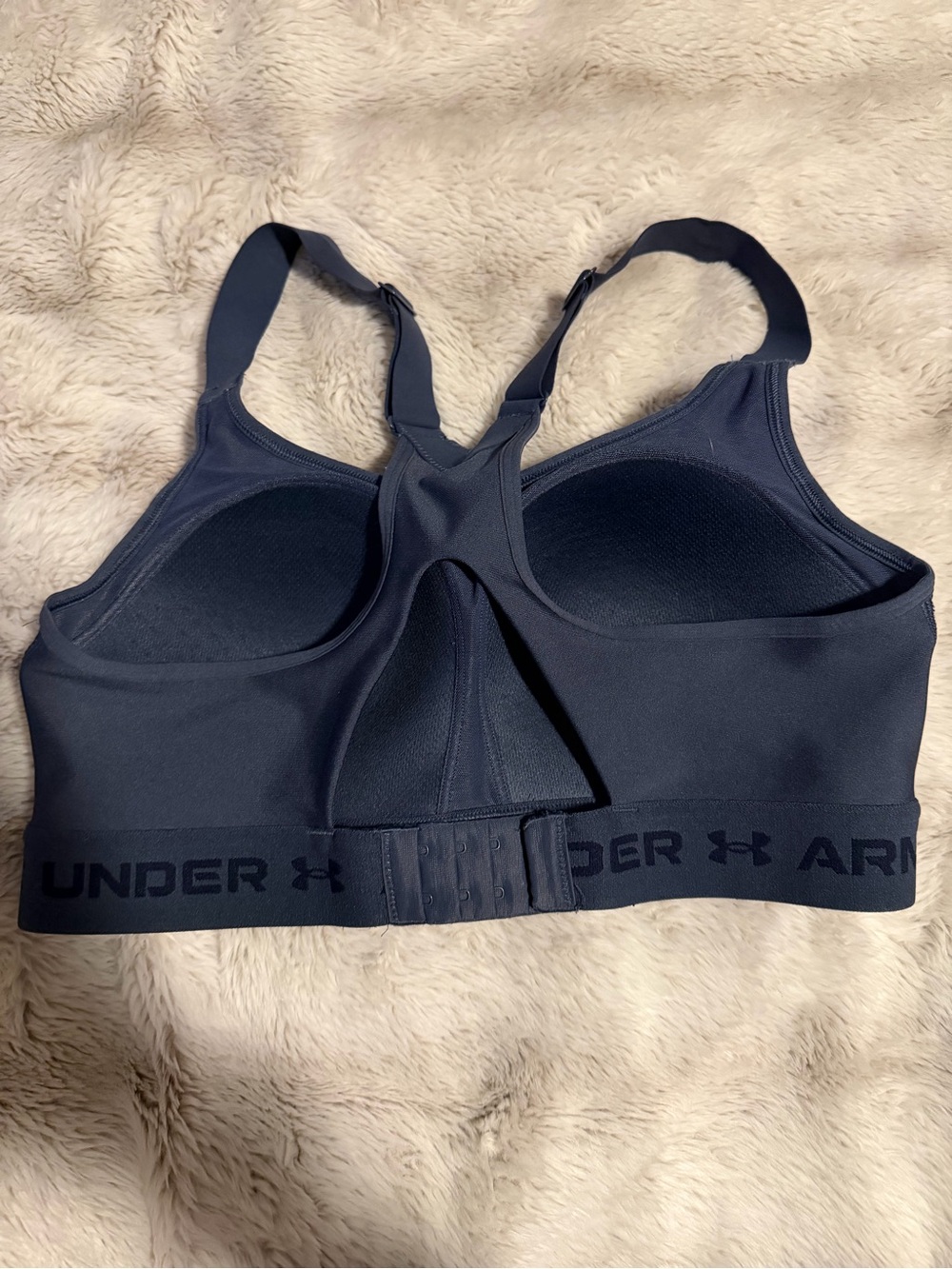Under Armour Women's Navy Blue Padded Sports Bra - Picture 2 of 3